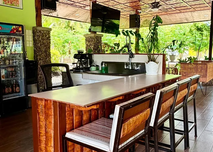 Lovenista Exclusive! Rent Entire Place *